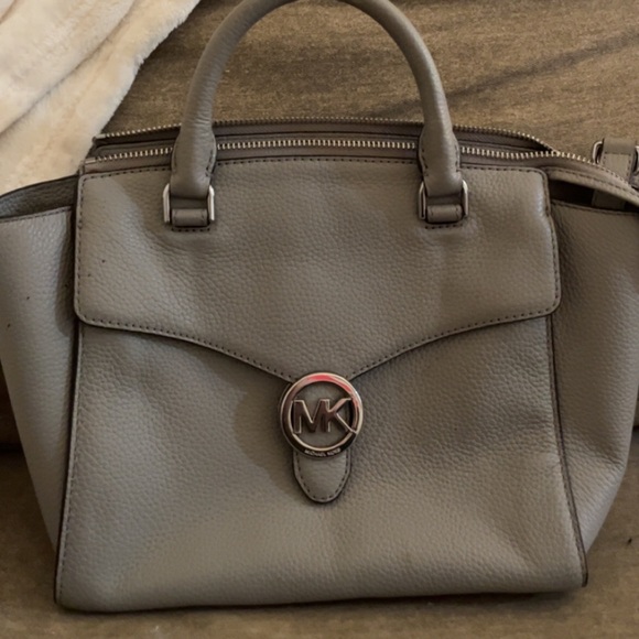 Michael Kors Purse - Picture 1 of 1